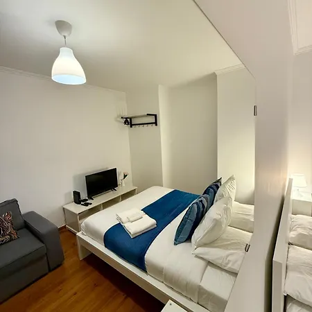 Apartment In Arroios