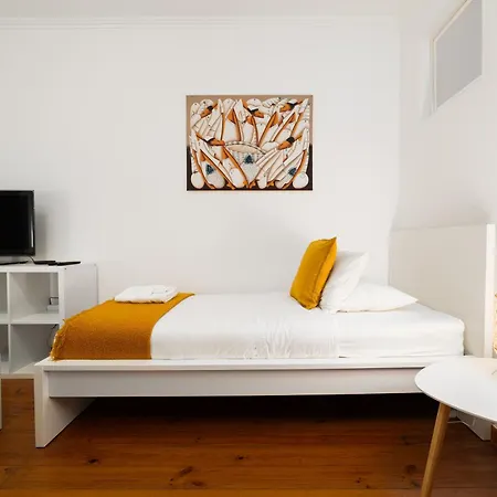 Apartamento Private - Ac - 3 Min To Arroios Metro Lisboa