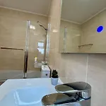 Apartament In Arroios *